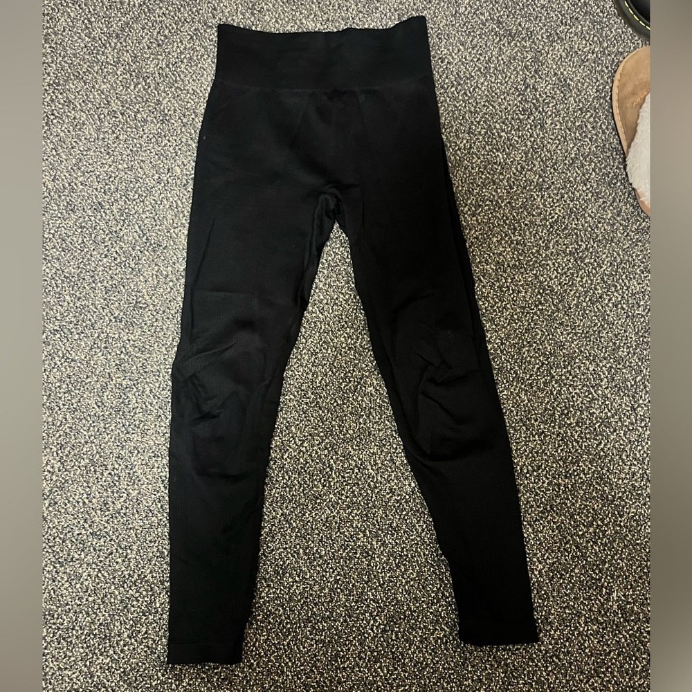 Black leggings